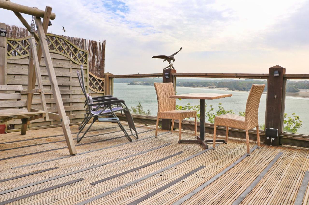 Seaside Apartment New Quay エクステリア 写真